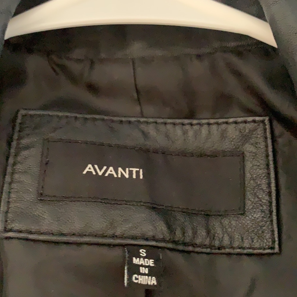 Avanti leather jacket. Elegant and gorgeous - Picture 5 of 7